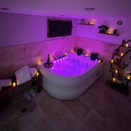 Alba Spa "Love Jacuzzi Sauna" Villefranche-de-Lauragais Eksteriør billede